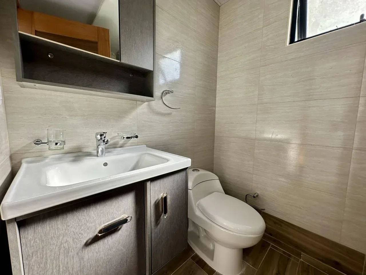 Apartamento de 2 habitaciones en alquiler en Serrallés, Santo Domingo D.N. - 5