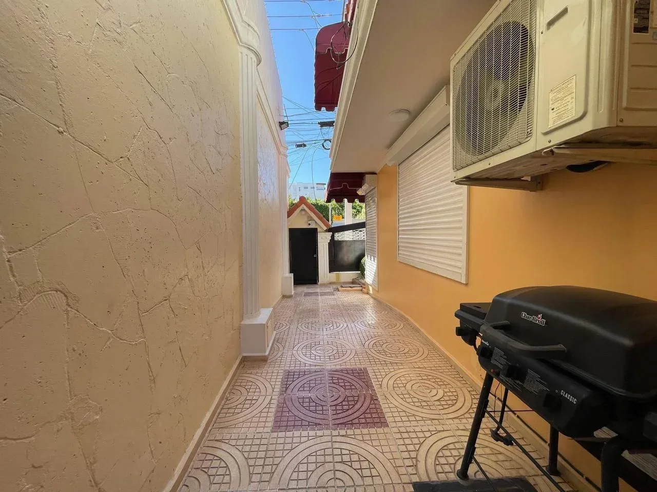 Casa en venta — Reparto Los Tres Ojo, Santo Domingo Este (5 hab.) - 5
