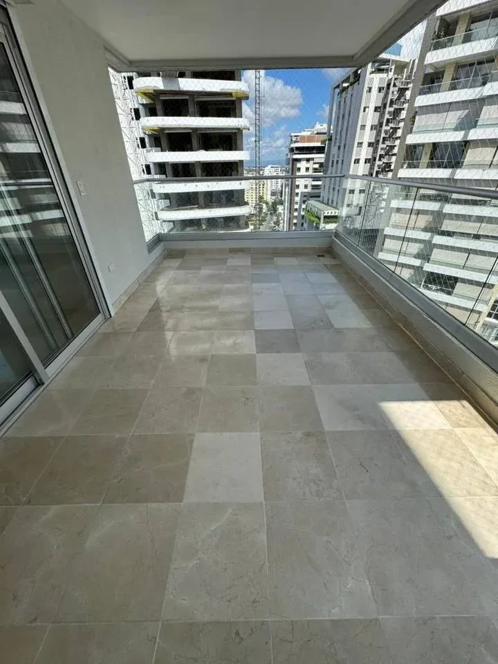 Appartement à Piantini, 285 m² à vendre - 2
