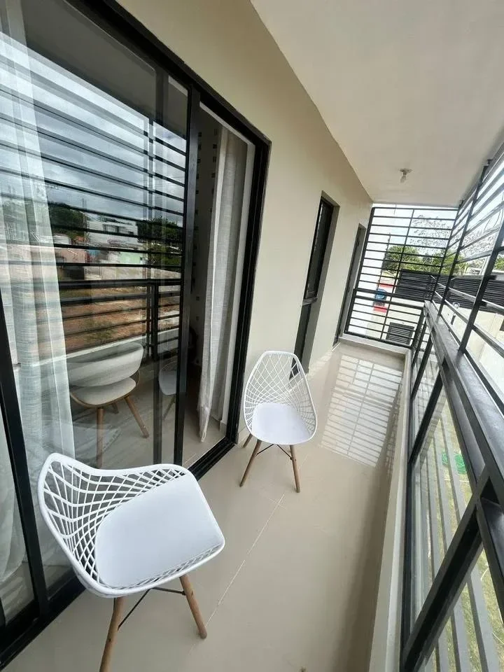 Apartamento en alquiler — Km 10 De Cumayasa, Villa Hermosa (3 hab.) - 3