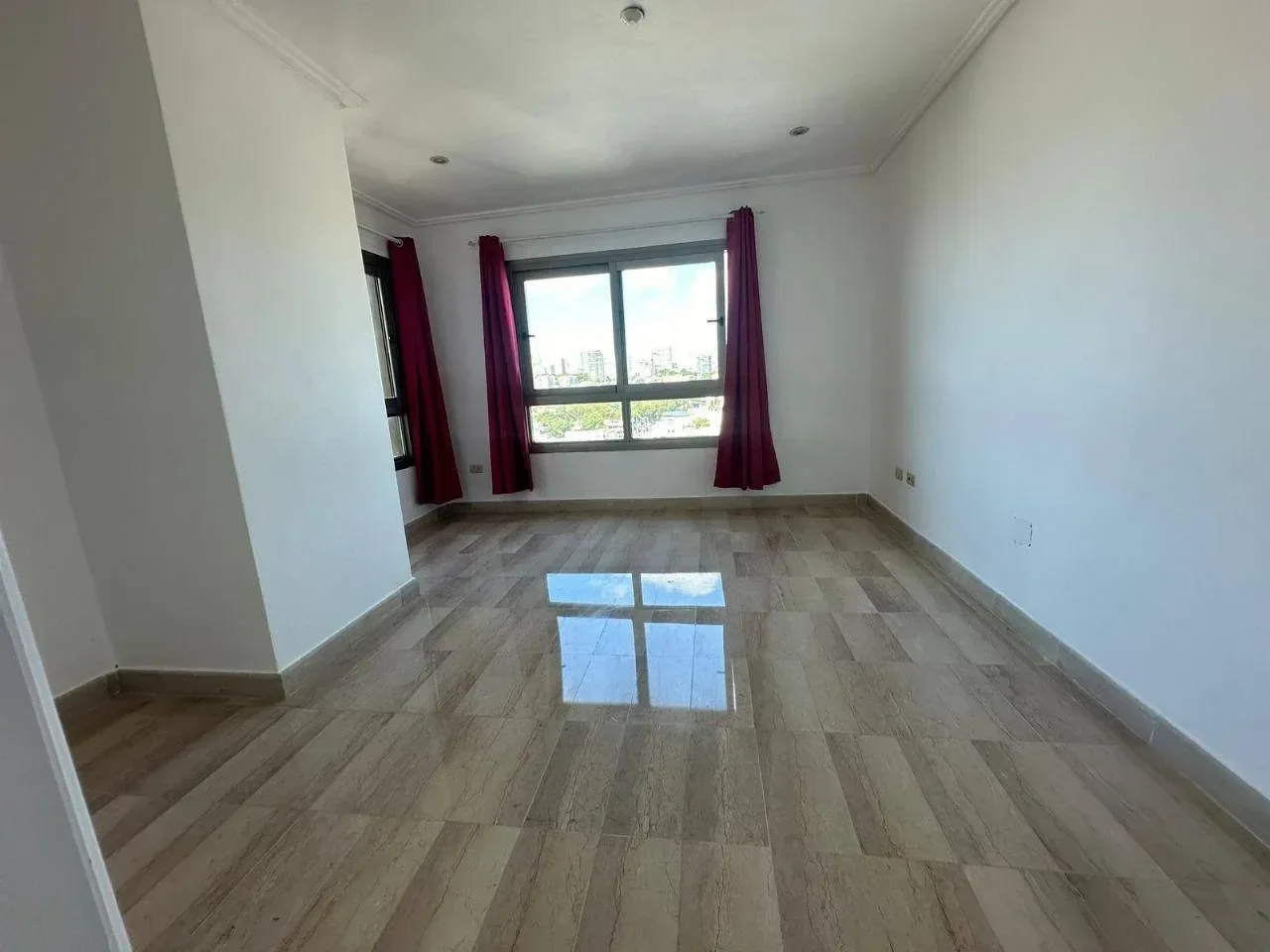 Apartamento en venta — Malecon, Distrito Nacional (1 hab.) - 3