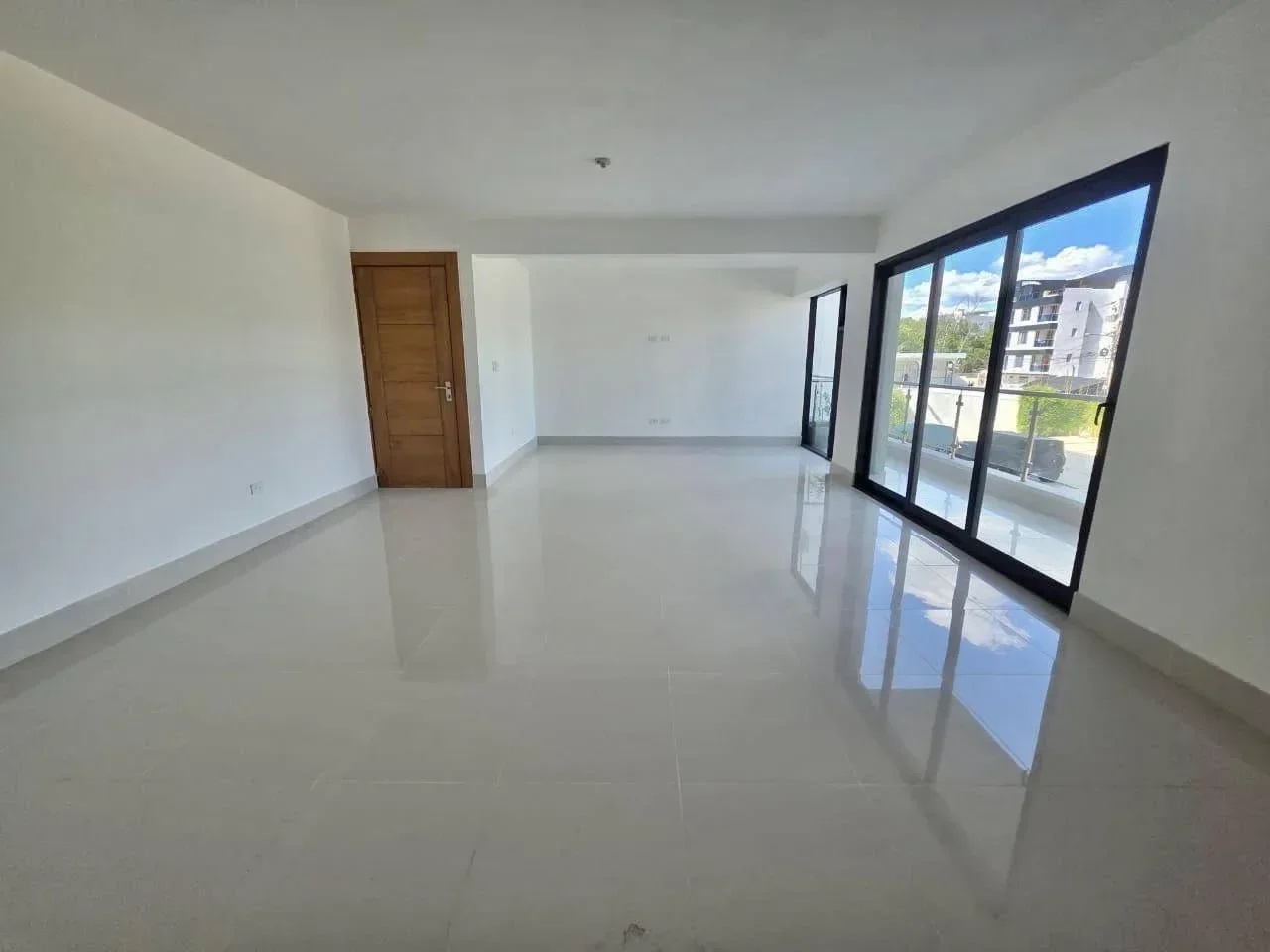 Apartamento de 3 habitaciones en venta en Monte Verde, Santiago de los Caballeros - 2
