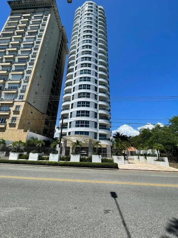 Av. Anacaona: apartamento 4 hab. · 548 m² en venta - 5