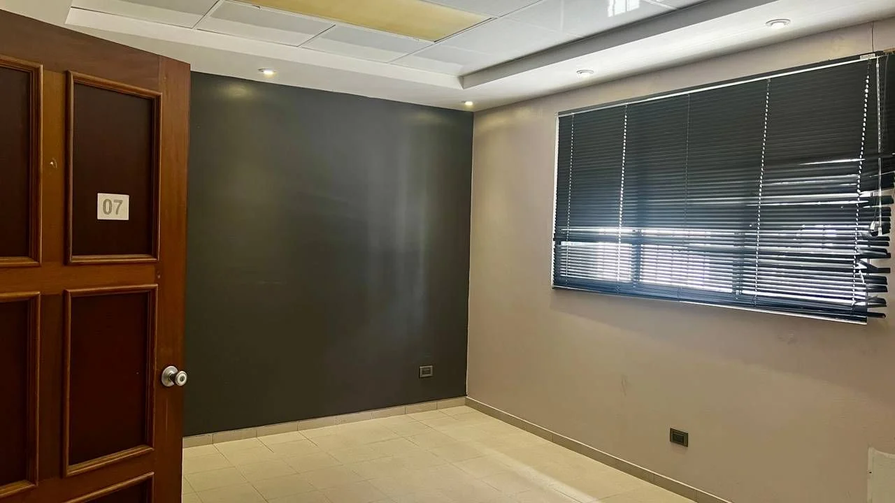 Location: local commercial à Ensanche Serralles, Santo Domingo D.N.