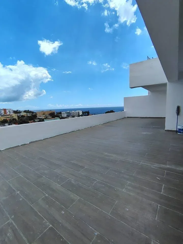 Isabelita I: penthouse 4 hab. · 431.51 m² en venta